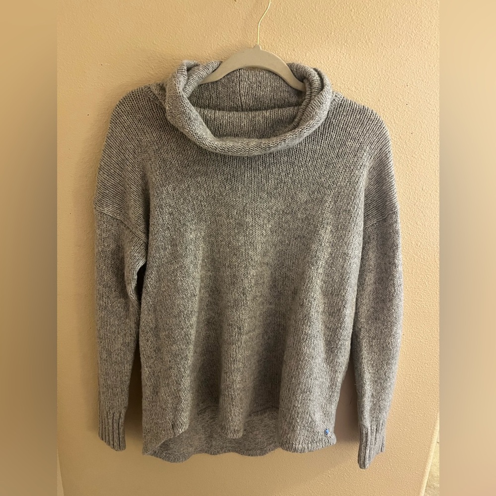 Eddie Bauer Sweater Grey